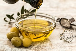 olive-oil-968657_640